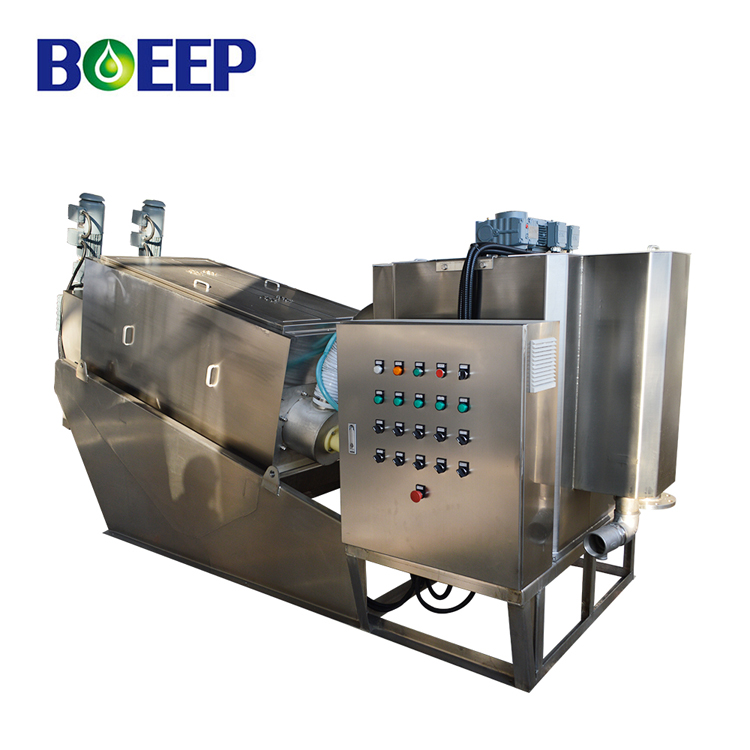 Deshidratación automática de lodos de prensa de tornillo autolimpiante para tratamiento de aguas residuales municipales